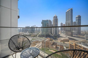 Silkhaus Comfy 1BR by Burj Khalifa with Balcony
